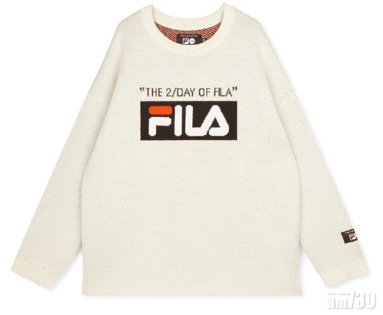 白色logo sweater $1,080