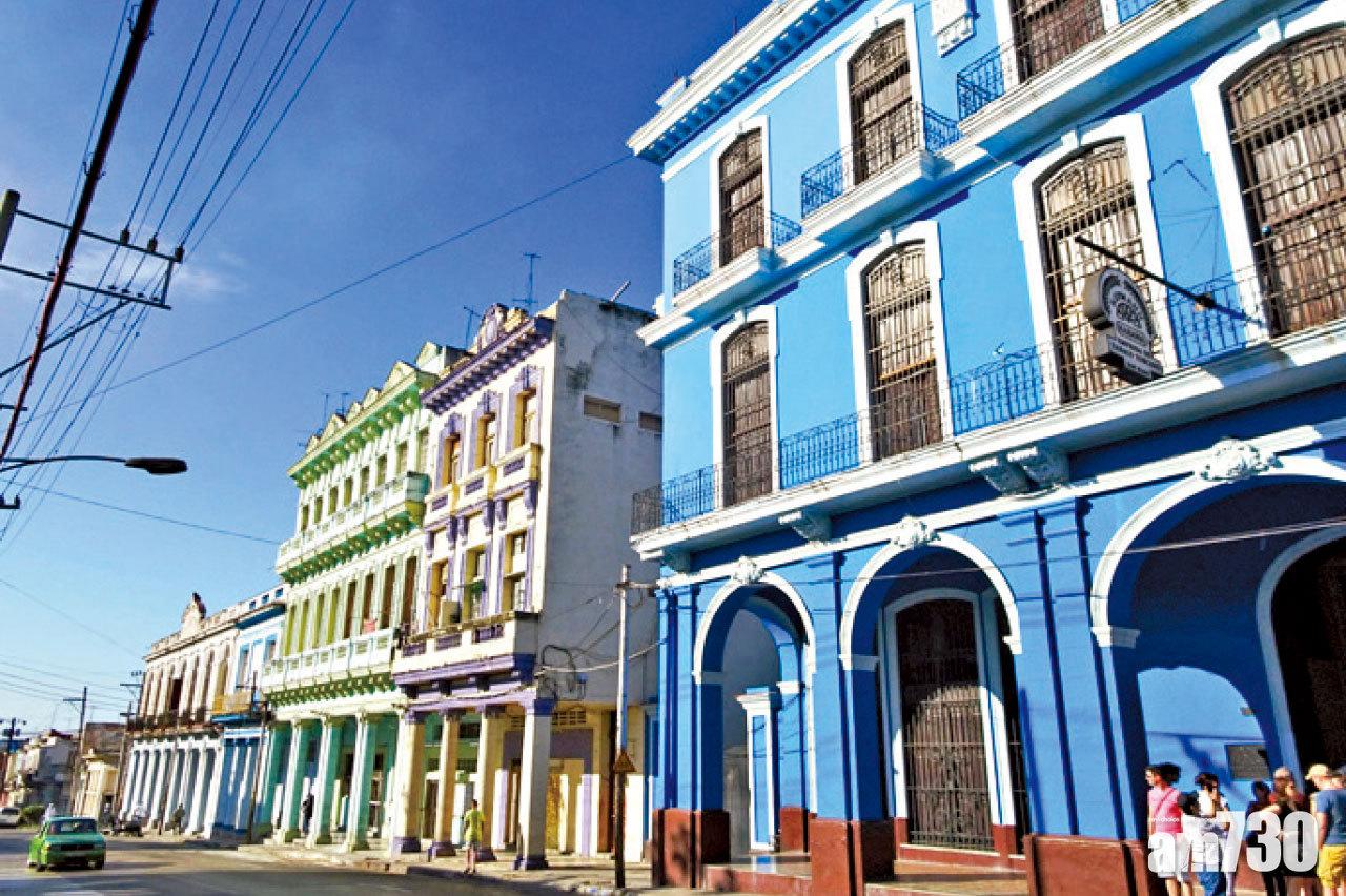 市內的殖民地建築物十分美麗。