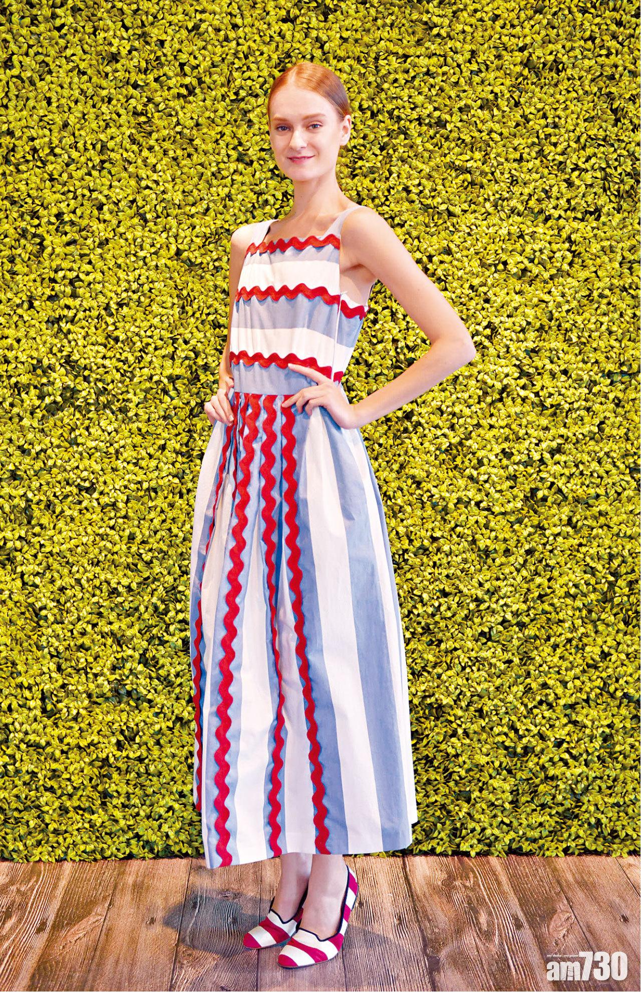 Alena K:
藍白色間紋綴紅色ruffles dress $5,880;
紅白色橫間slip-on $2,880