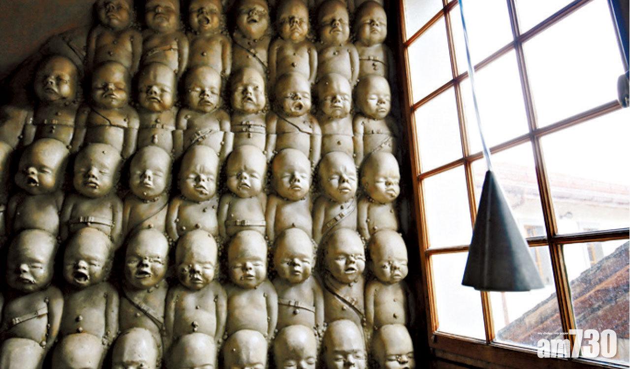 看見詭異的嬰孩牆,會否受驚?