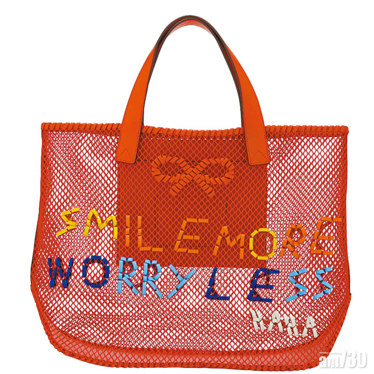 紅色字花綴蝴蝶結
shopping bag $5,590(A)