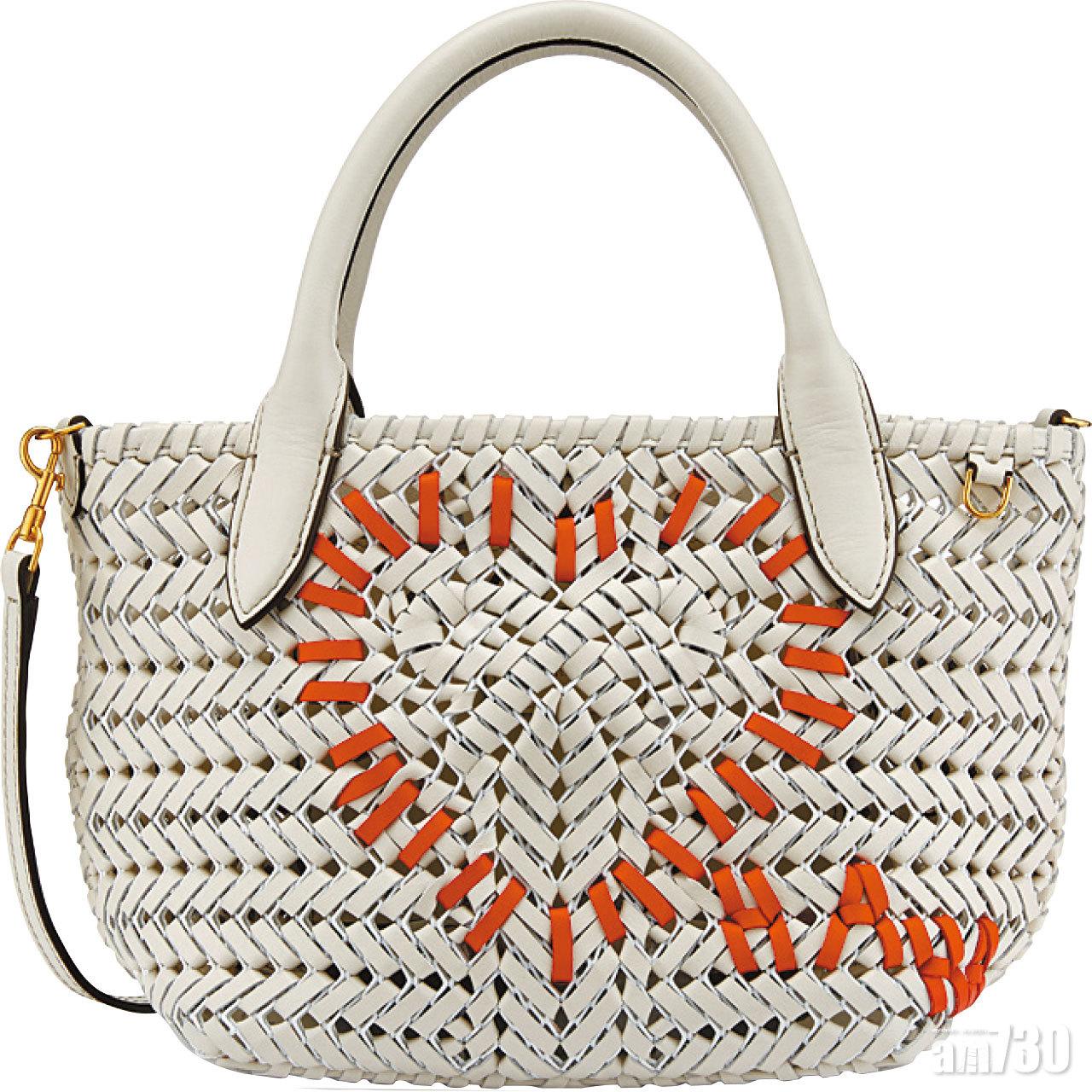 銀色織皮綴紅心圖案
tote bag $6,690(A)