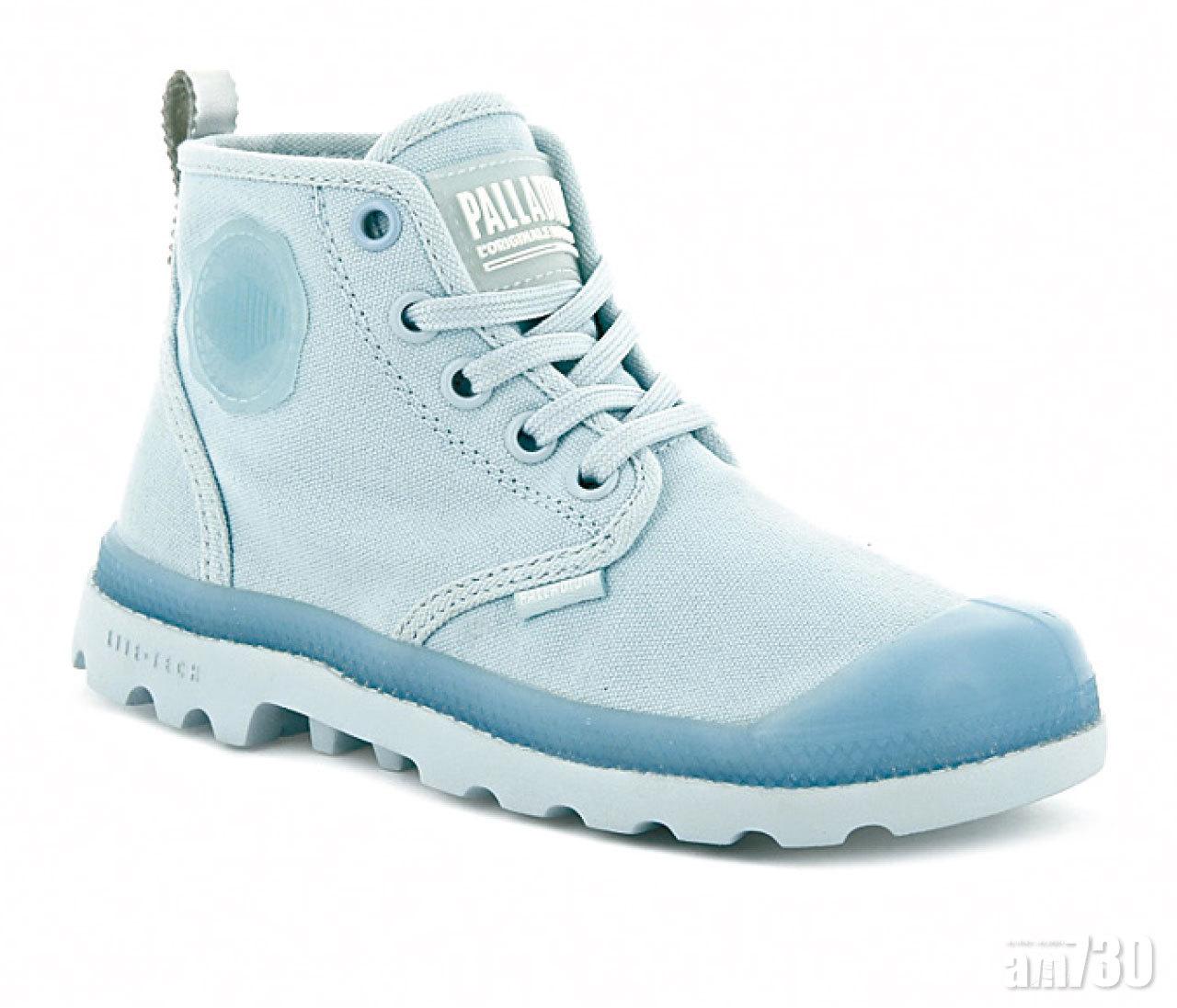 粉藍色低筒boots $450 (c)