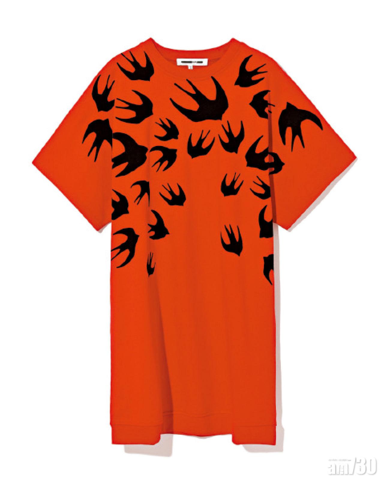 紅色燕子圖案tee $2,899(D)