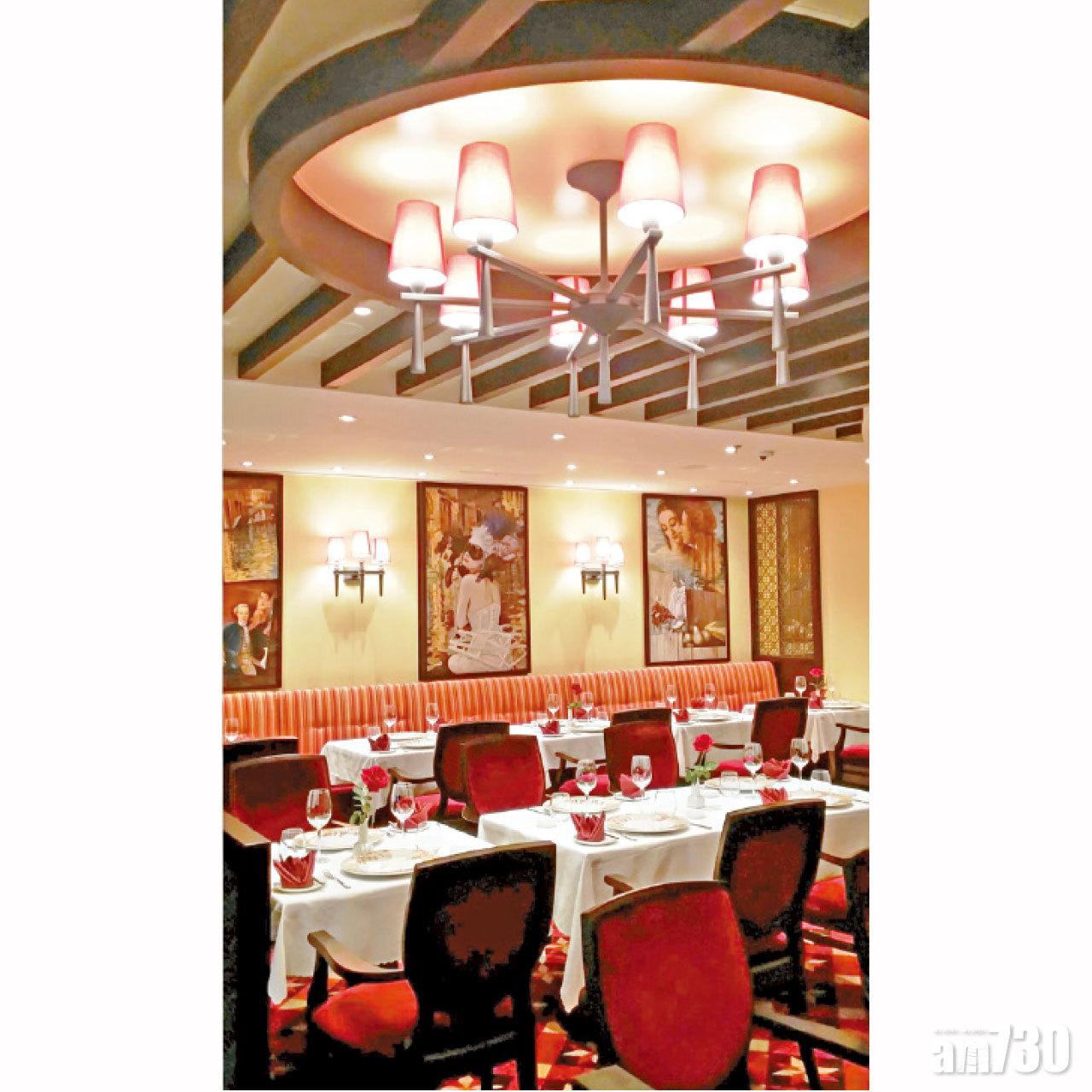 卡薩諾瓦餐廳提供星級服務。