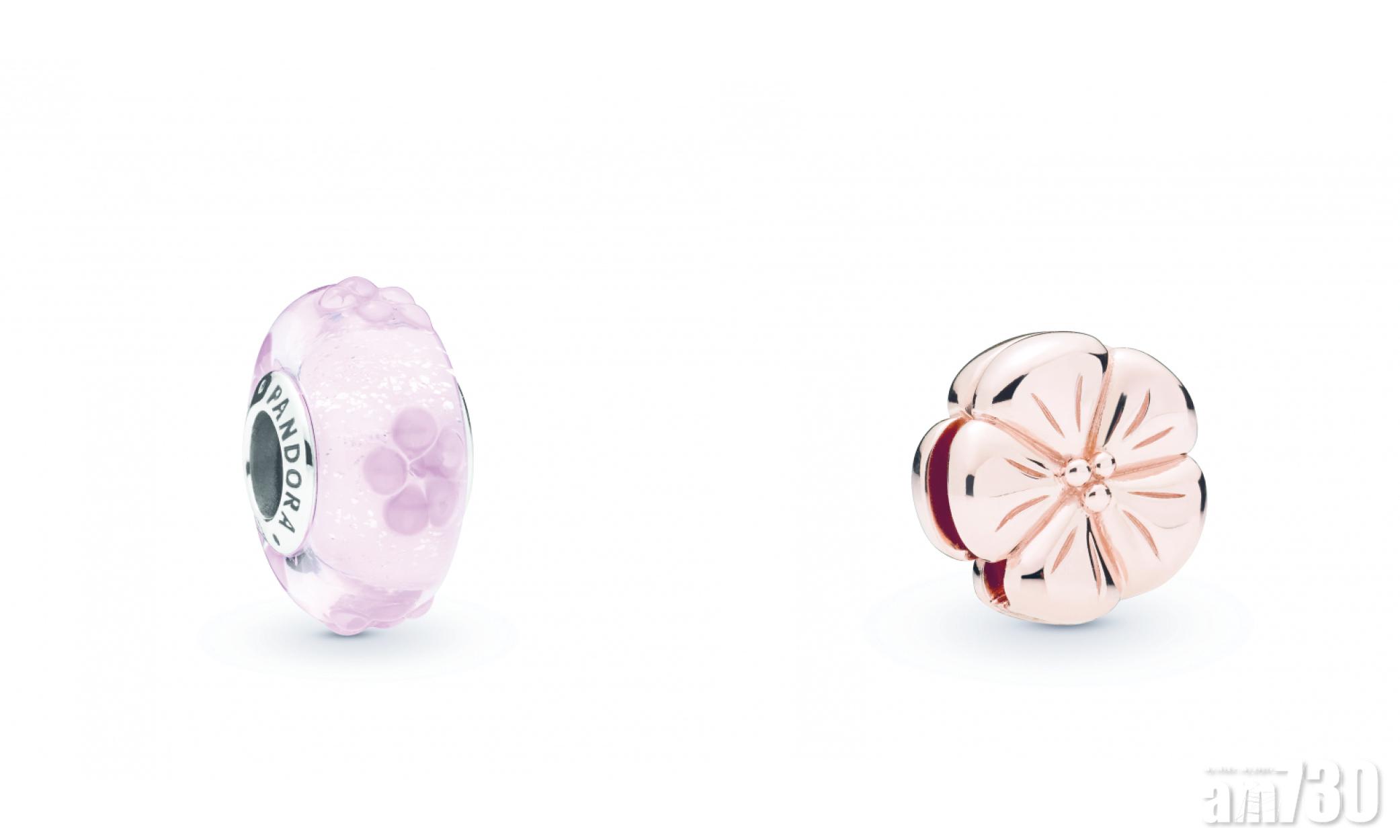 Pink Flower Glass串飾 $449、Pandora Reflexions Classic Flower串飾 $399