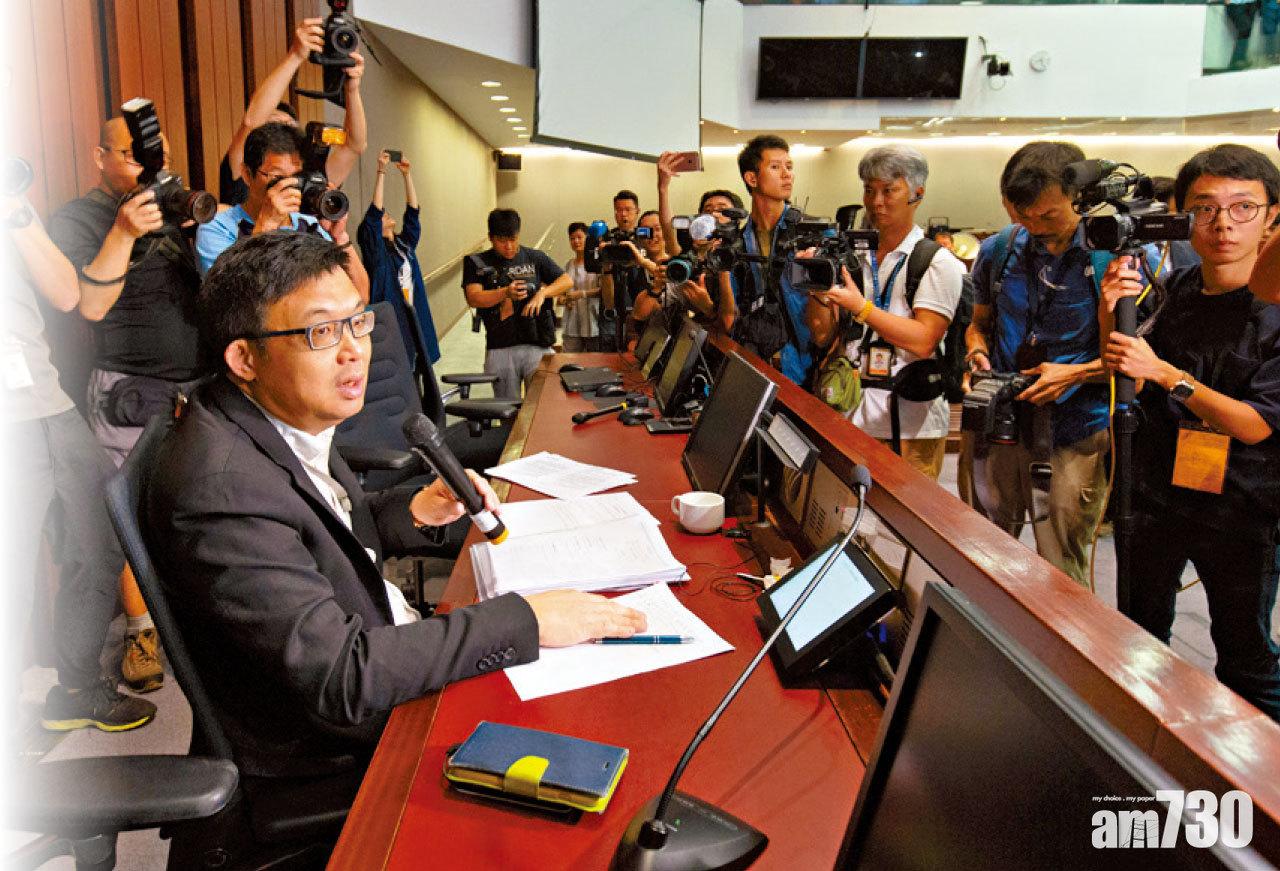 涂謹申認為即使不撤回,仍可三方立即展開政治協商。(蘇文傑攝)