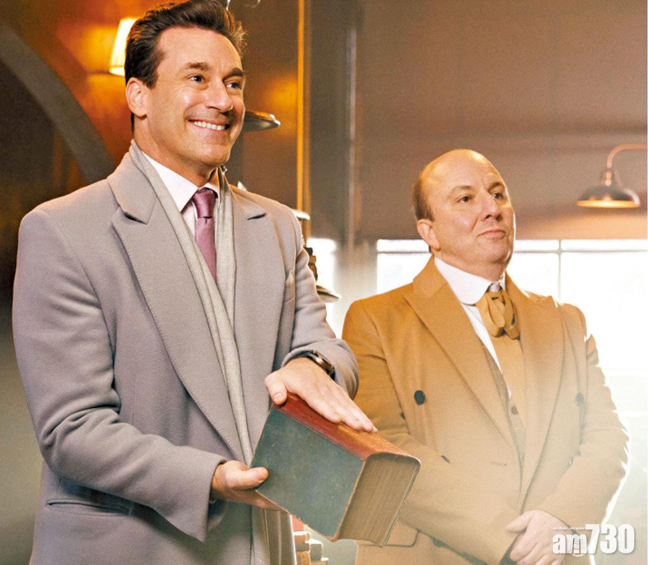 Jon Hamm(左)飾天使長Gabriel。