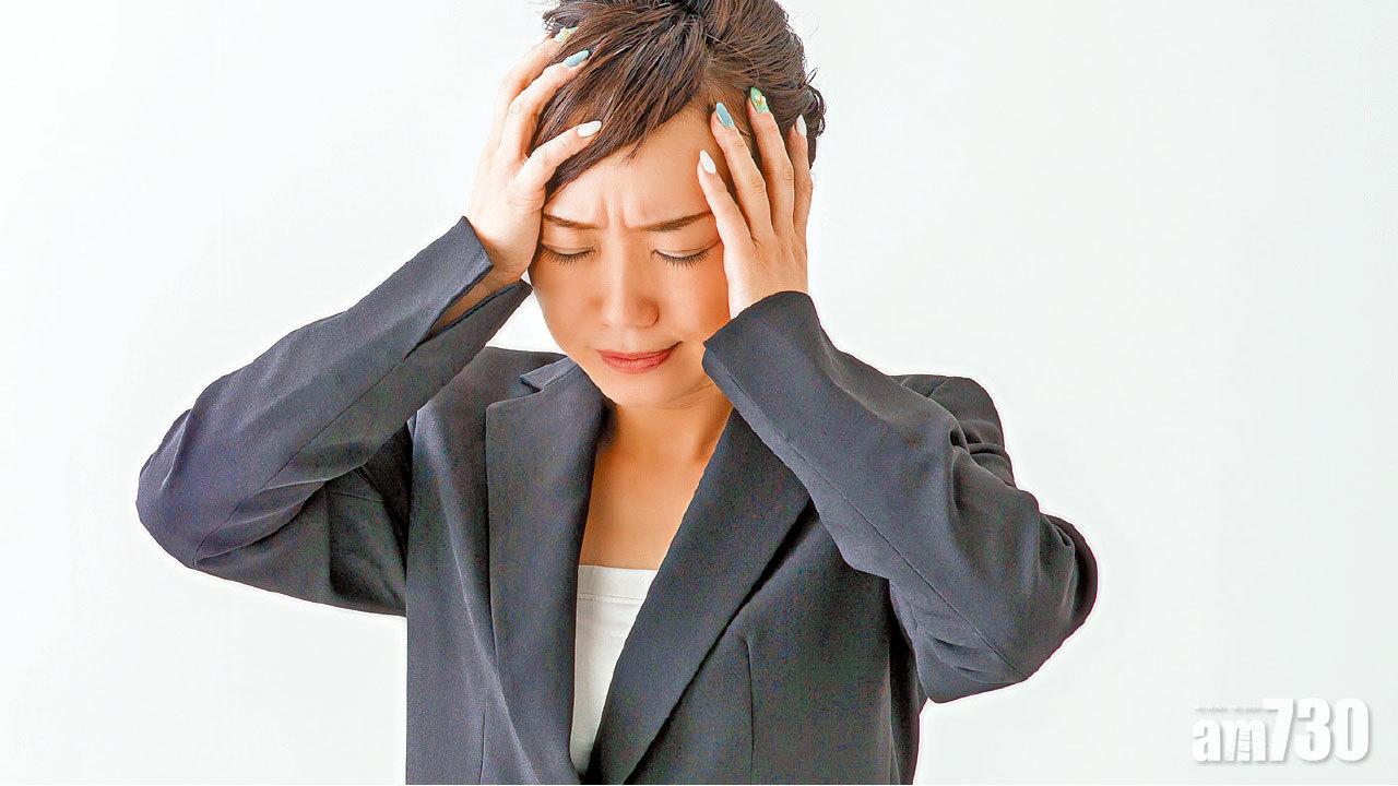 夏天在內外因素影響下,可易造成熱氣;頭痛是常見症狀之一。