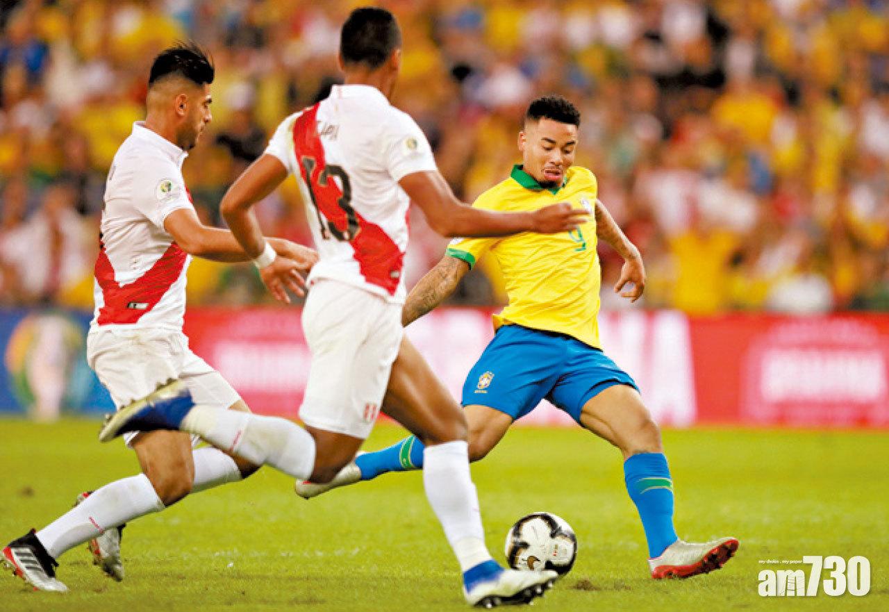 耶穌仔為巴西射入第二球。