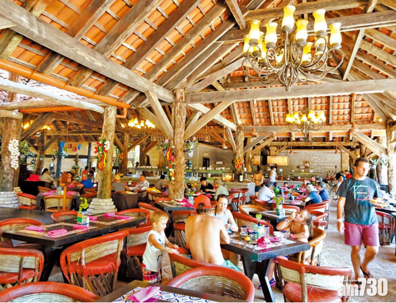 餐廳提供多國美味菜式,歡迎自選。