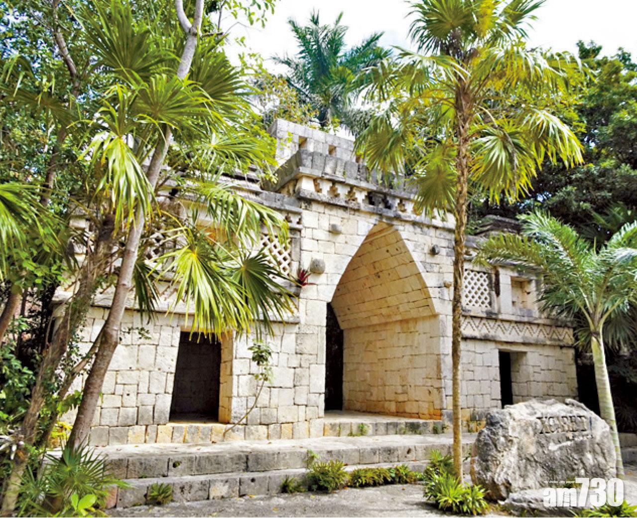 園內瑪雅民族造型的建築。