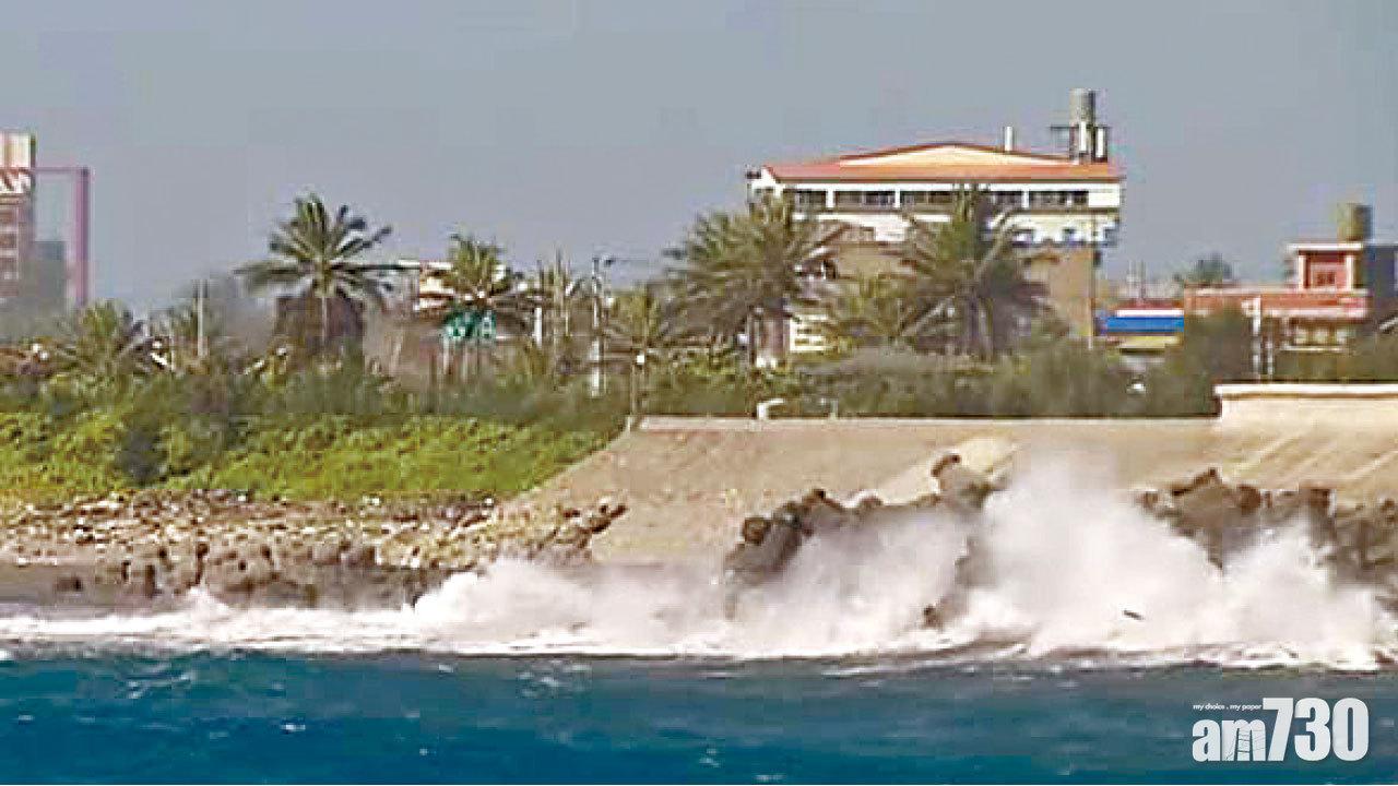 丹娜絲逐漸遠離台灣。(互聯網)