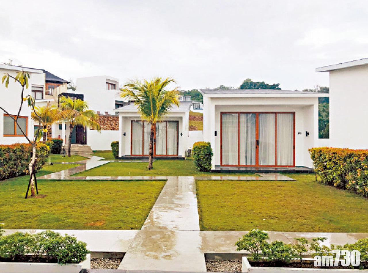 單幢別墅有多款選擇,最大型的有1廳5房,佔地2萬平方呎。