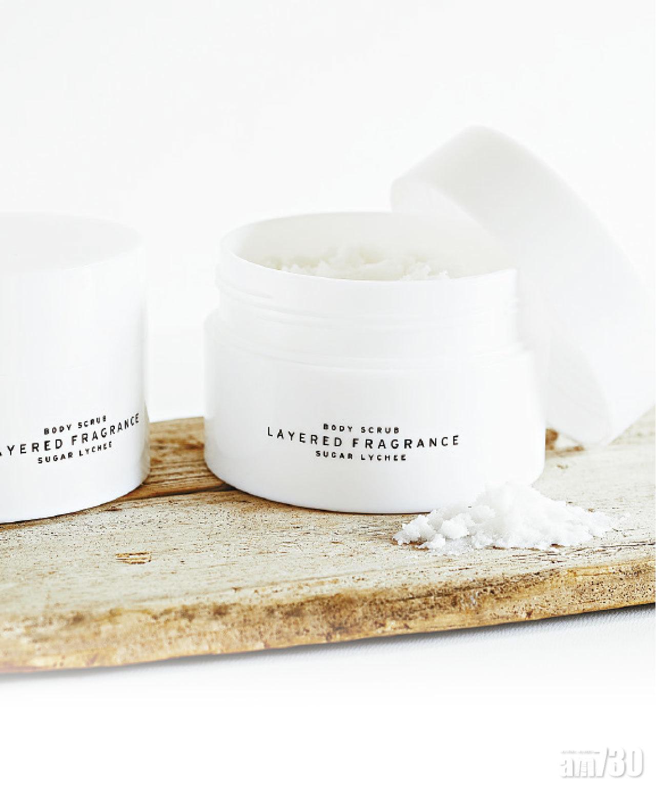 LAYERED FRAGRANCE身體磨砂 (甜荔枝香味)