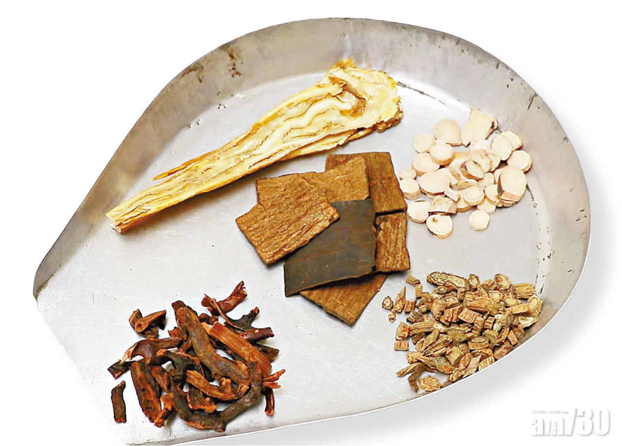 當歸、白芍、杜仲、續斷、骨碎補等藥物,有助恢復筋骨關節活動。