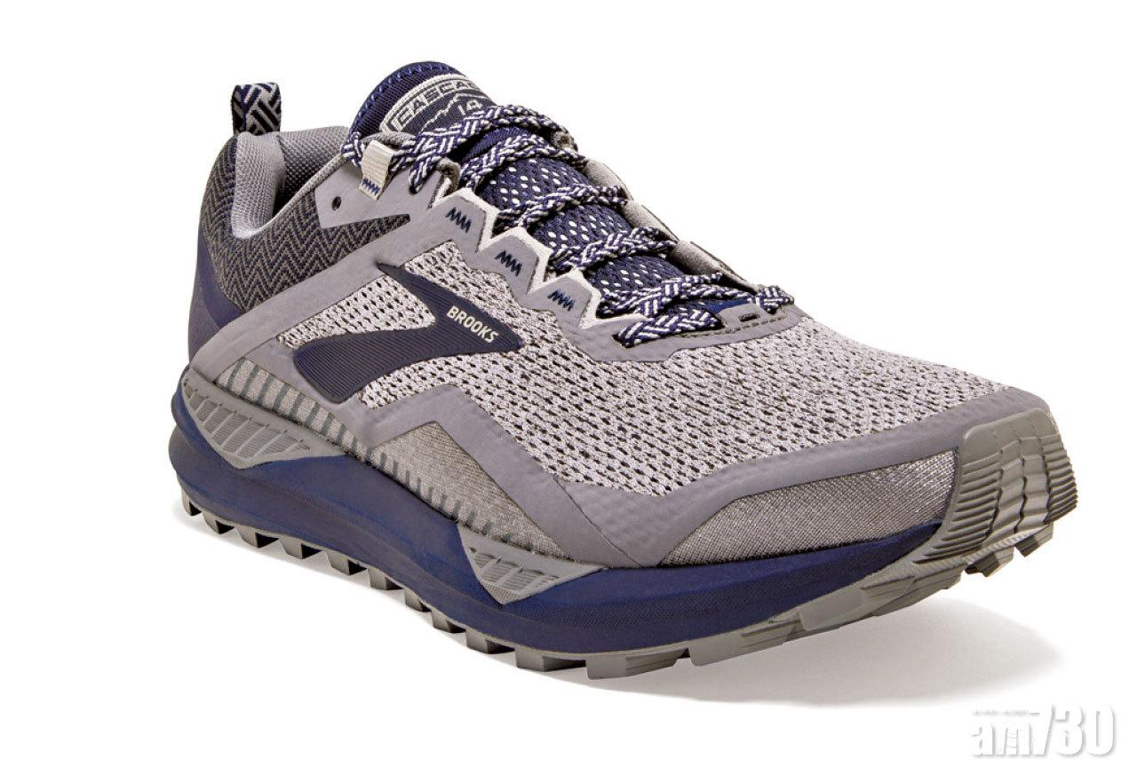 灰色Cascadia 14跑山鞋 $920 (a)