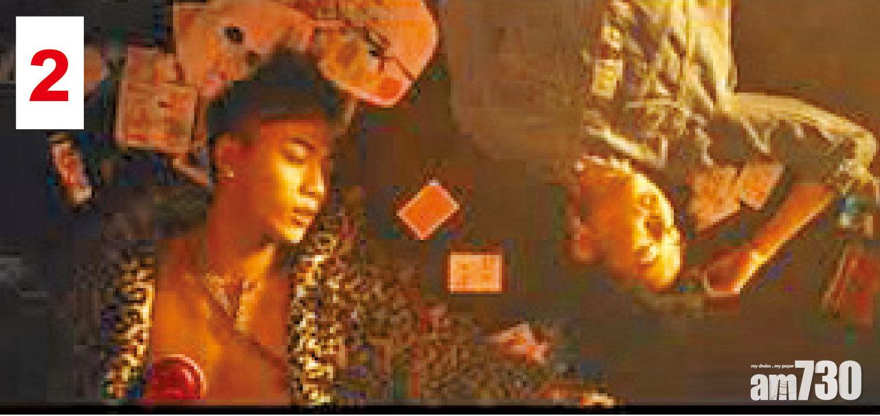 2. 與台灣創作歌手ØZI 合唱的《B.O.》,在Youtube已經累積810萬點擊率。