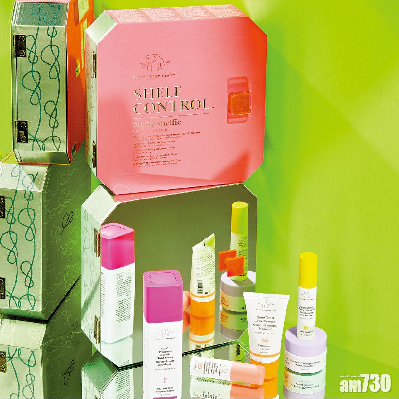 Shelf-Control夜用套裝
包括Beste No. 9潔面啫喱潔淨肌膚、T.L.C. Framboos夜間煥顏精華、Lala Retro急救面霜、初榨馬魯拉奢華美顏油及C-Tango綜合維他命眼霜。$770