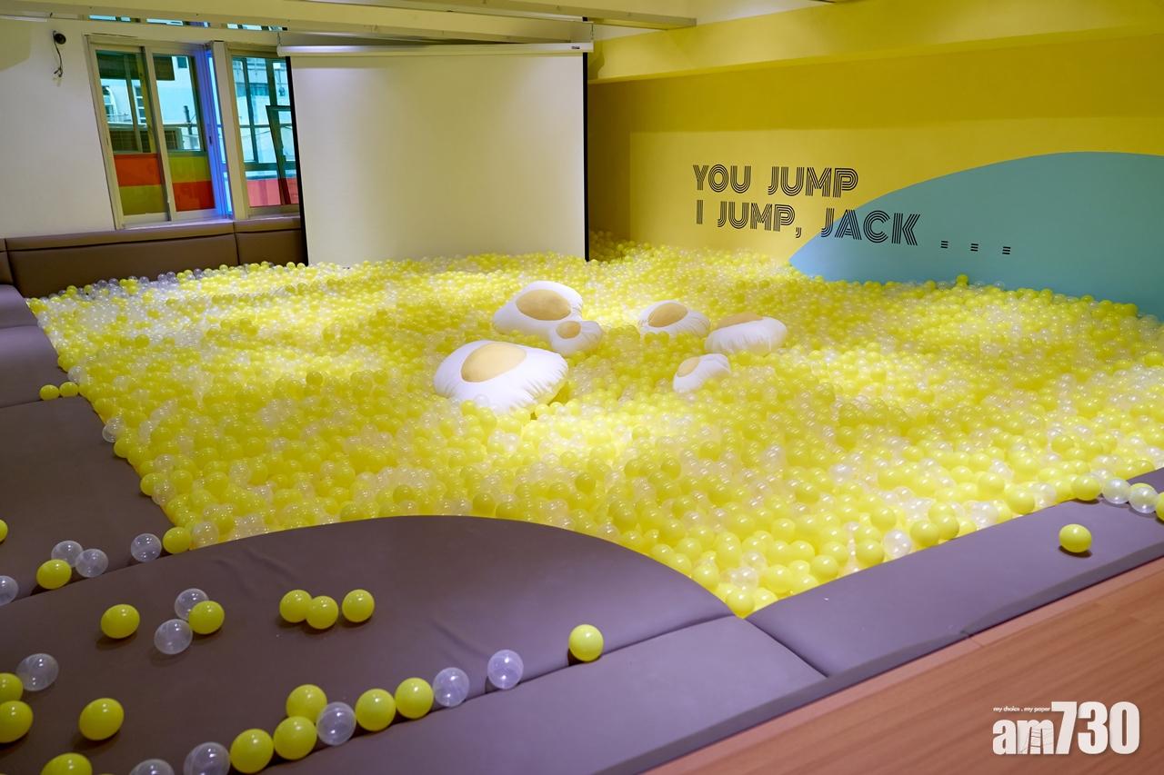 500 呎雞蛋波波池