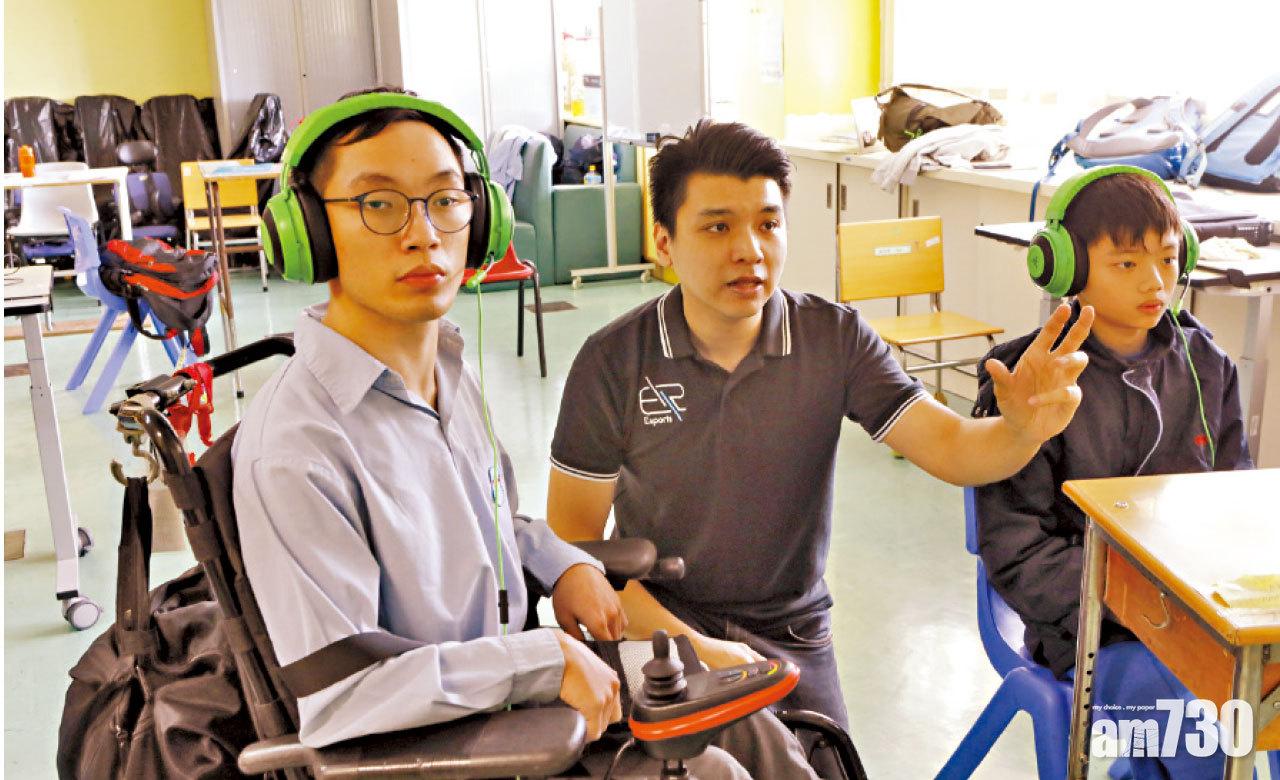 王昭鴻(中)認為電競產業興起增加工作機會。