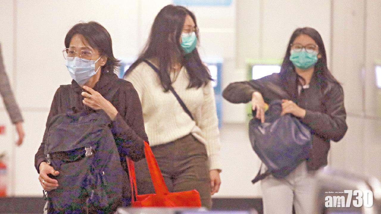 近日佩戴口罩外出的市民增加。