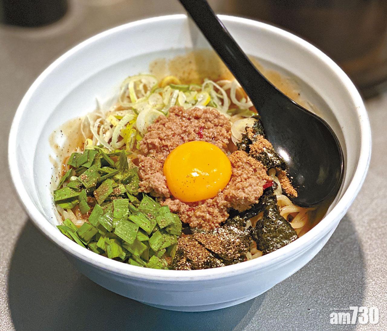 台灣まぜそば600円,賣相已令人垂涎。