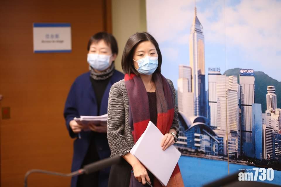 張竹君(左)表示,其中一宗初步確診個案為黃埔花園男患者的母親。(黃文山攝)