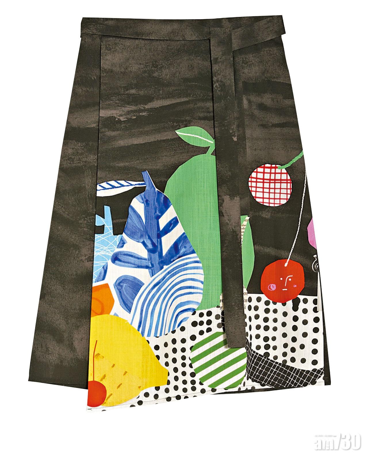 黑色水果圖案拼布skirt $2,580(A)