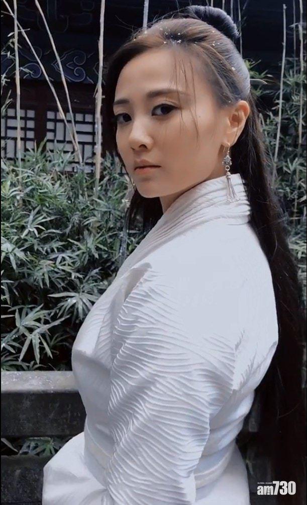 網傳朱晨麗的殷素素造型。