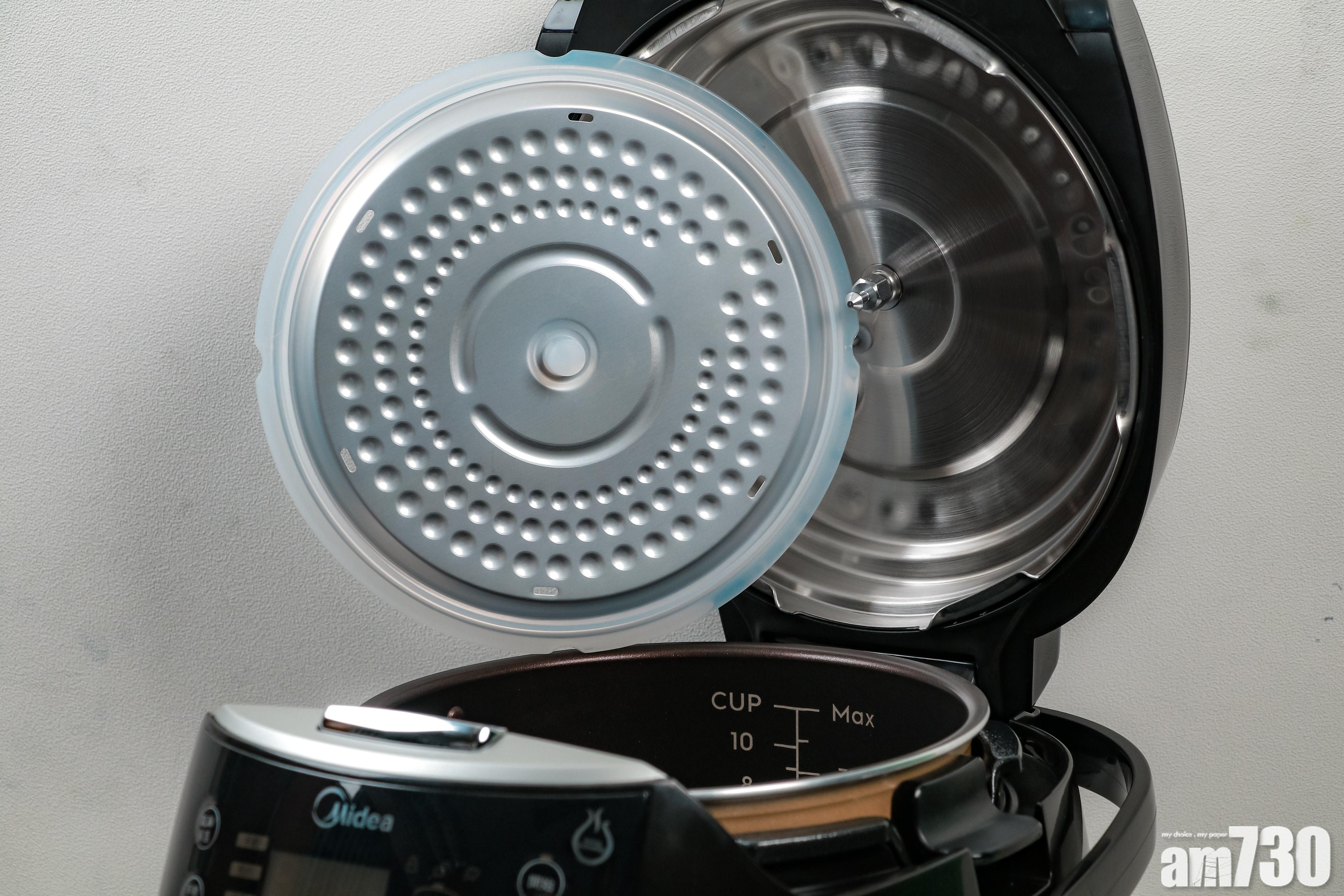 上蓋特別採用防冷凝水結構,配合可拆洗設計,用後清潔方便快捷。