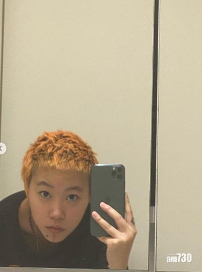 生於互聯網世代的童童籲各界注意語言的力量。