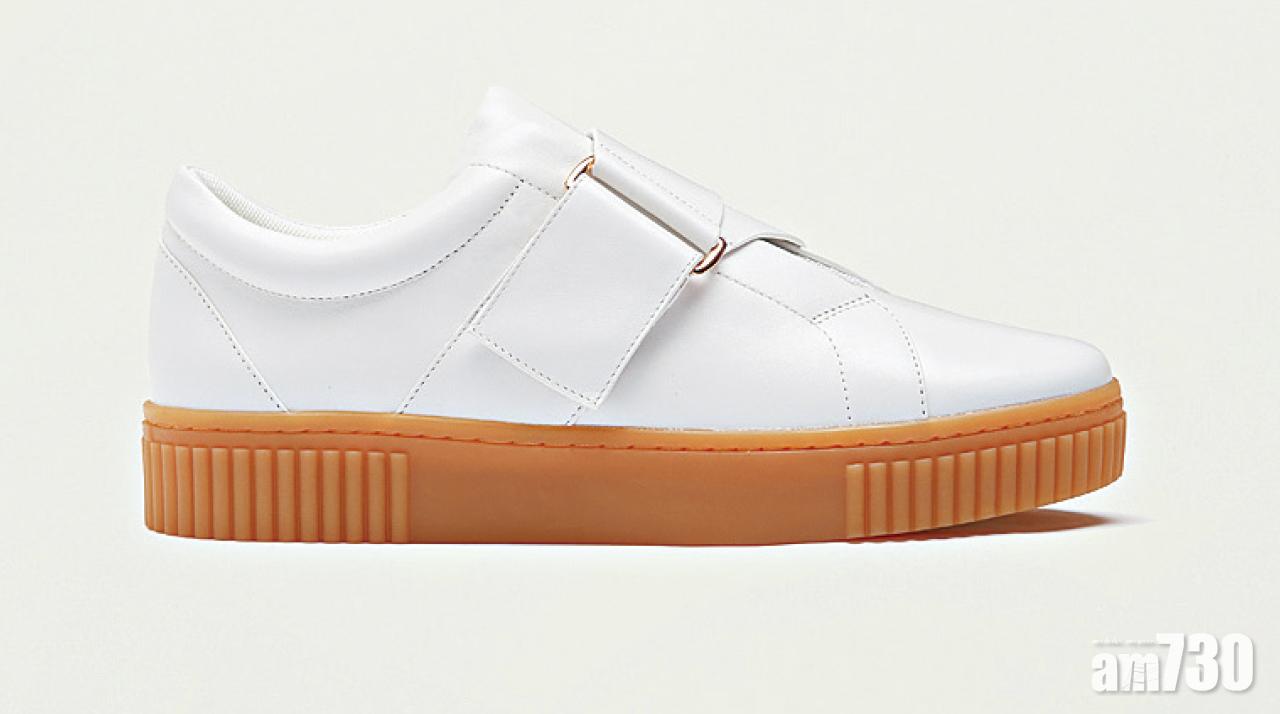 5. 白色配生膠底球鞋 $1,780 (e))