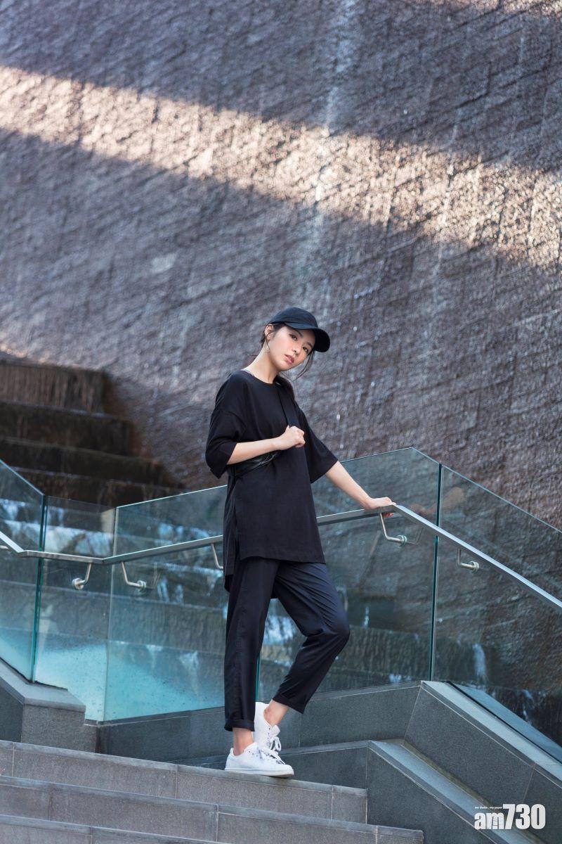 淨色寬鬆長身Tee $99;Ztay Dry功能運動九分褲 $239