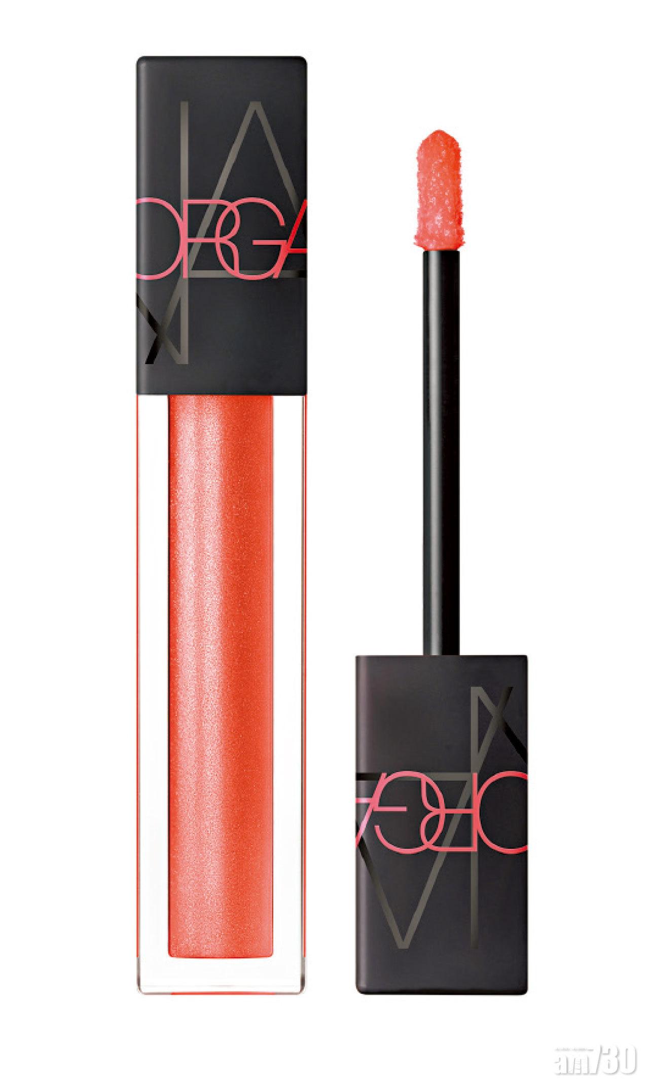 Orgasm X限量護唇油 $250 (a)
透薄珊瑚色帶有金色珠光,配方能塑造豐盈雙唇,更有抗氧化成分,讓雙唇時刻保持潤澤。