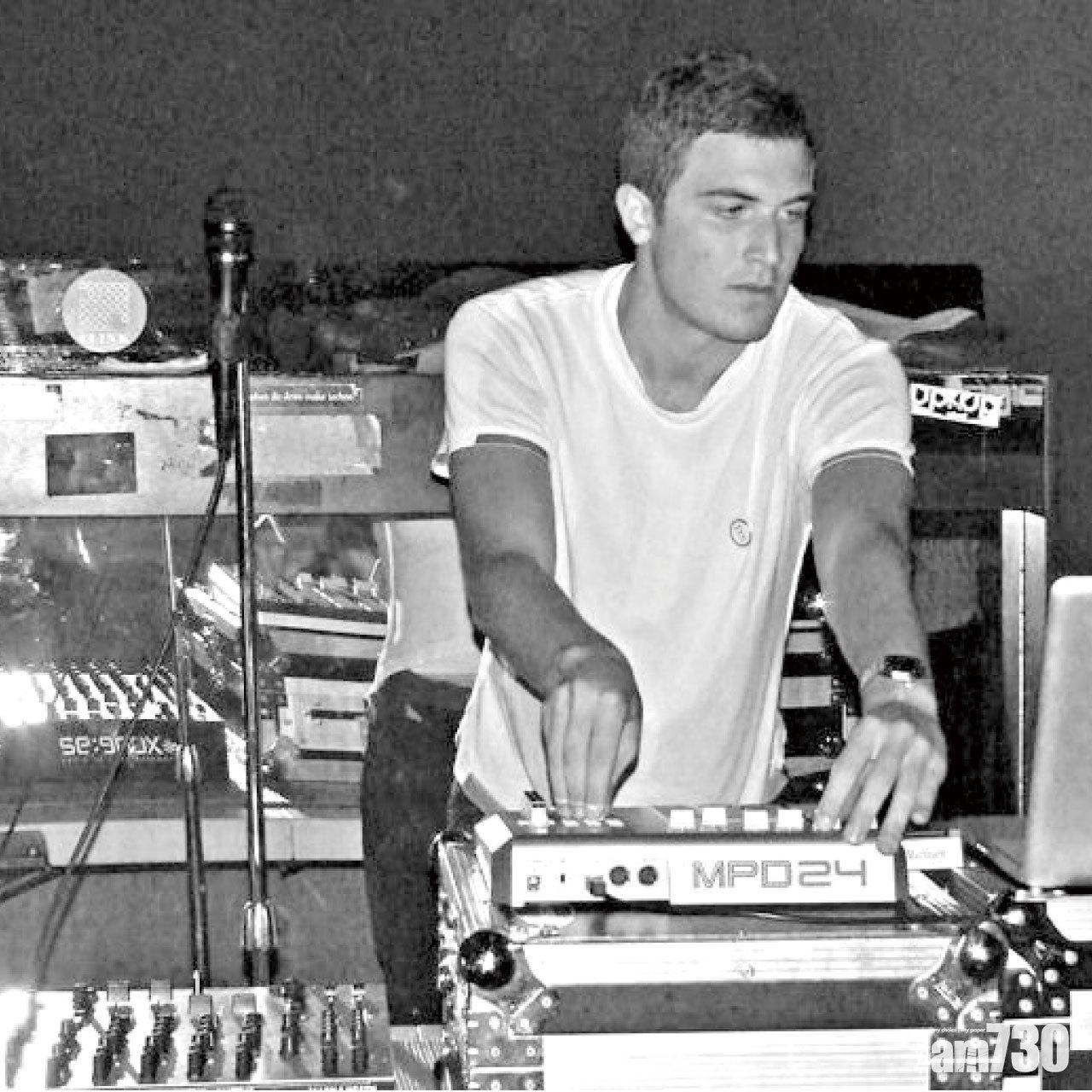 Sampler(取樣器)在Nico的創作歷程中,佔有重要位置。