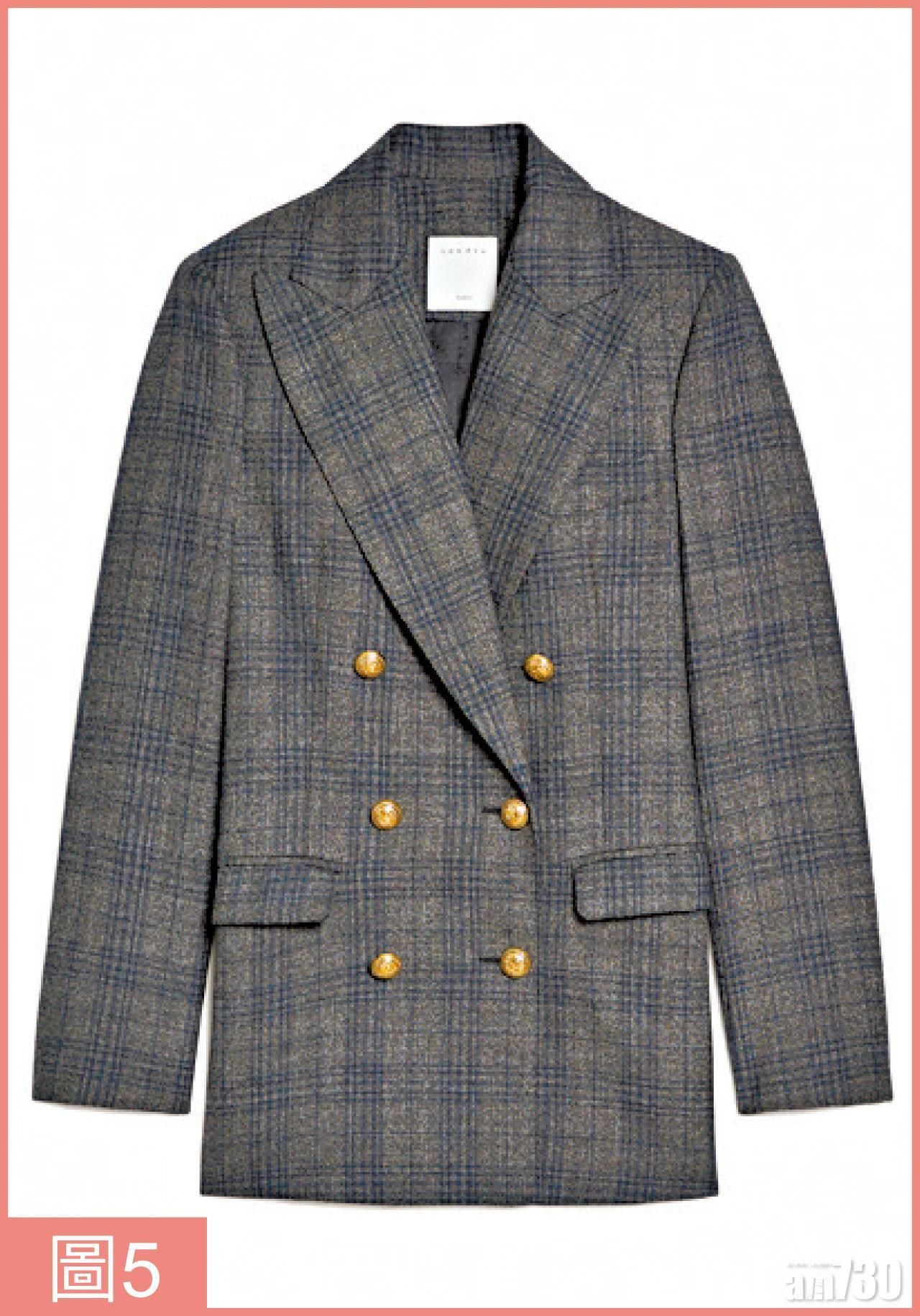 5.復古風格的粗花呢孖襟西裝褸,配搭飄逸的領帶印花連身長裙,嫵媚迷人。($TBC,Sandro)