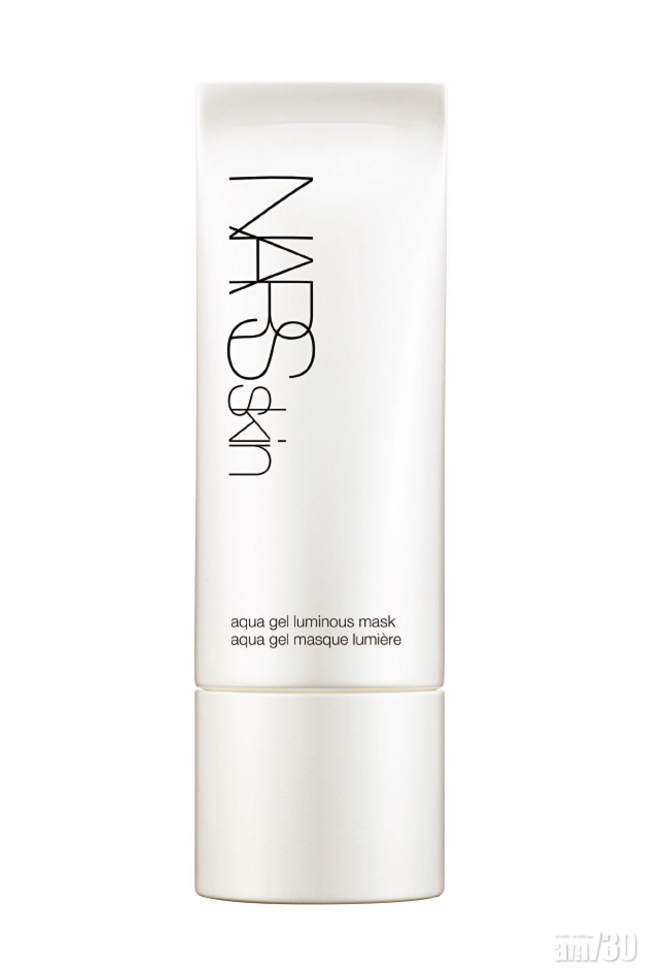 水凝明亮面膜 $420 (f)
特別適合急救肌膚之用,當中的天然植物精華成分,有助增生肌膚的膠原蛋白及保護彈力蛋白,用後猶如為肌膚注入大量水分,回復光滑和柔軟的觸感。