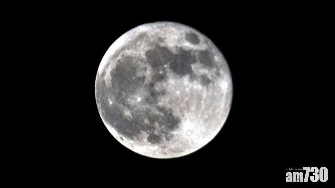 藍月亮萬聖節晚上近11時最圓。(網上圖片)