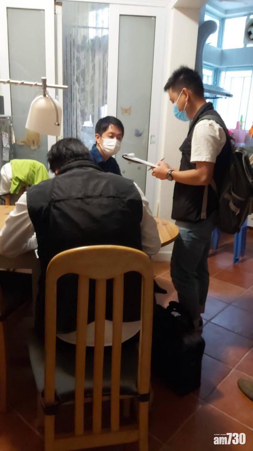 朱凱廸陳志全許智峯被上門拘捕,據報涉立法會臭水事件。(許智峯@FB)