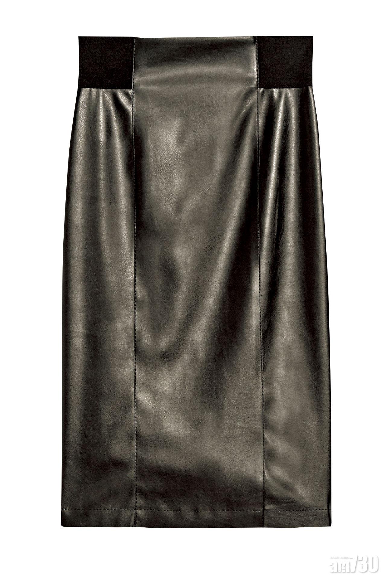 黑色仿皮skirt $1,380