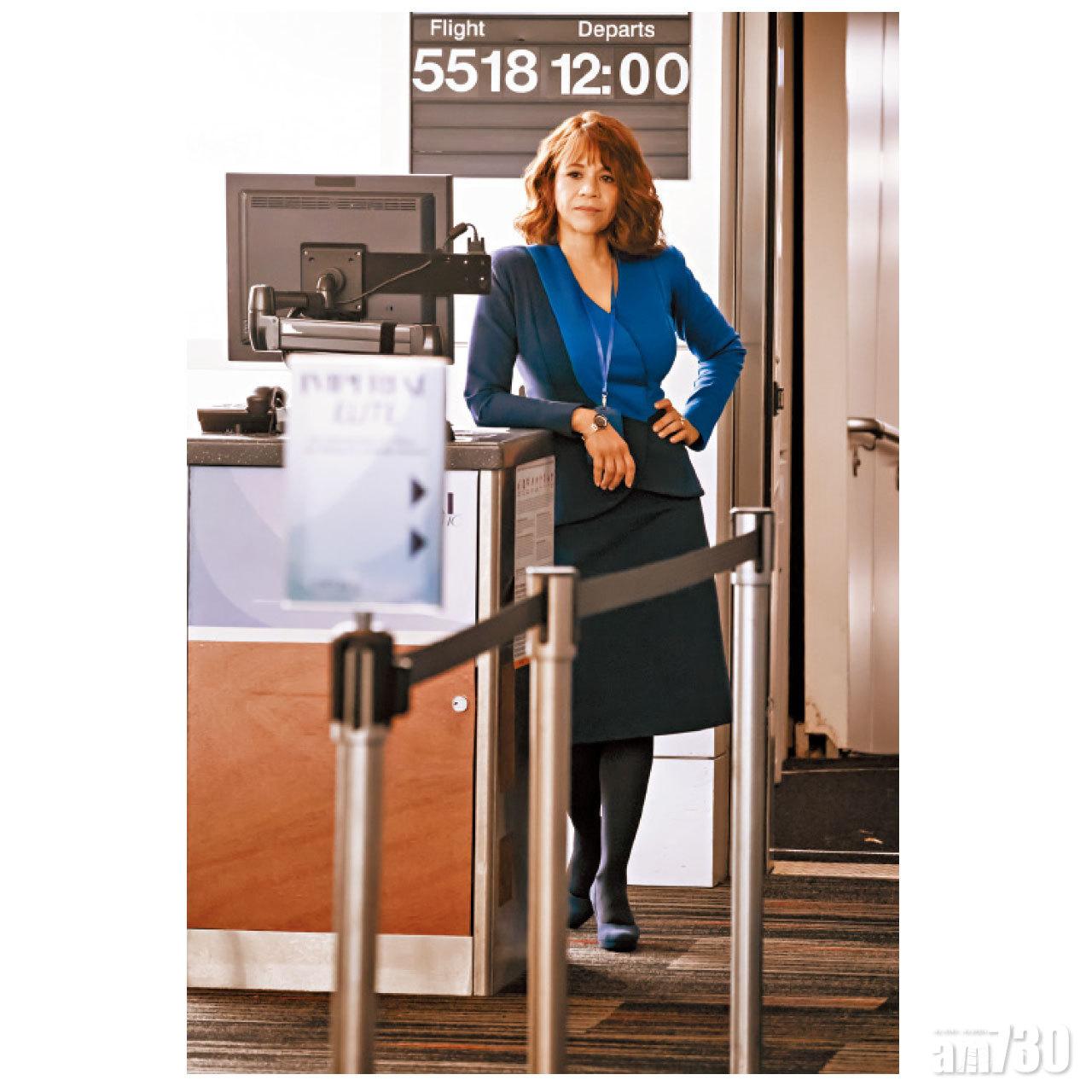 另一位配角Rosie Perez飾演女主角的多嘴雞同事Megan,也相當出色。