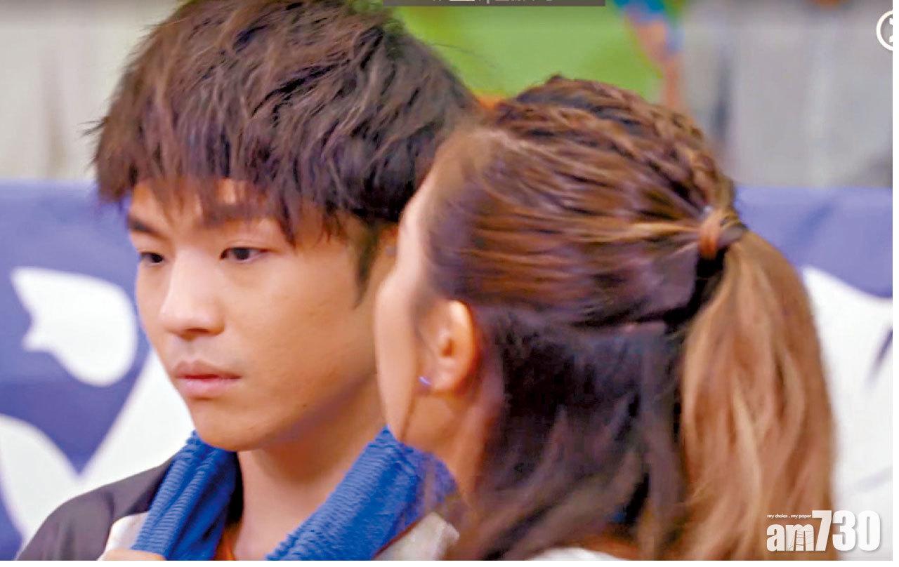 Ian表示,由於在比賽中突然被吻,他是呆呆的不懂反應。