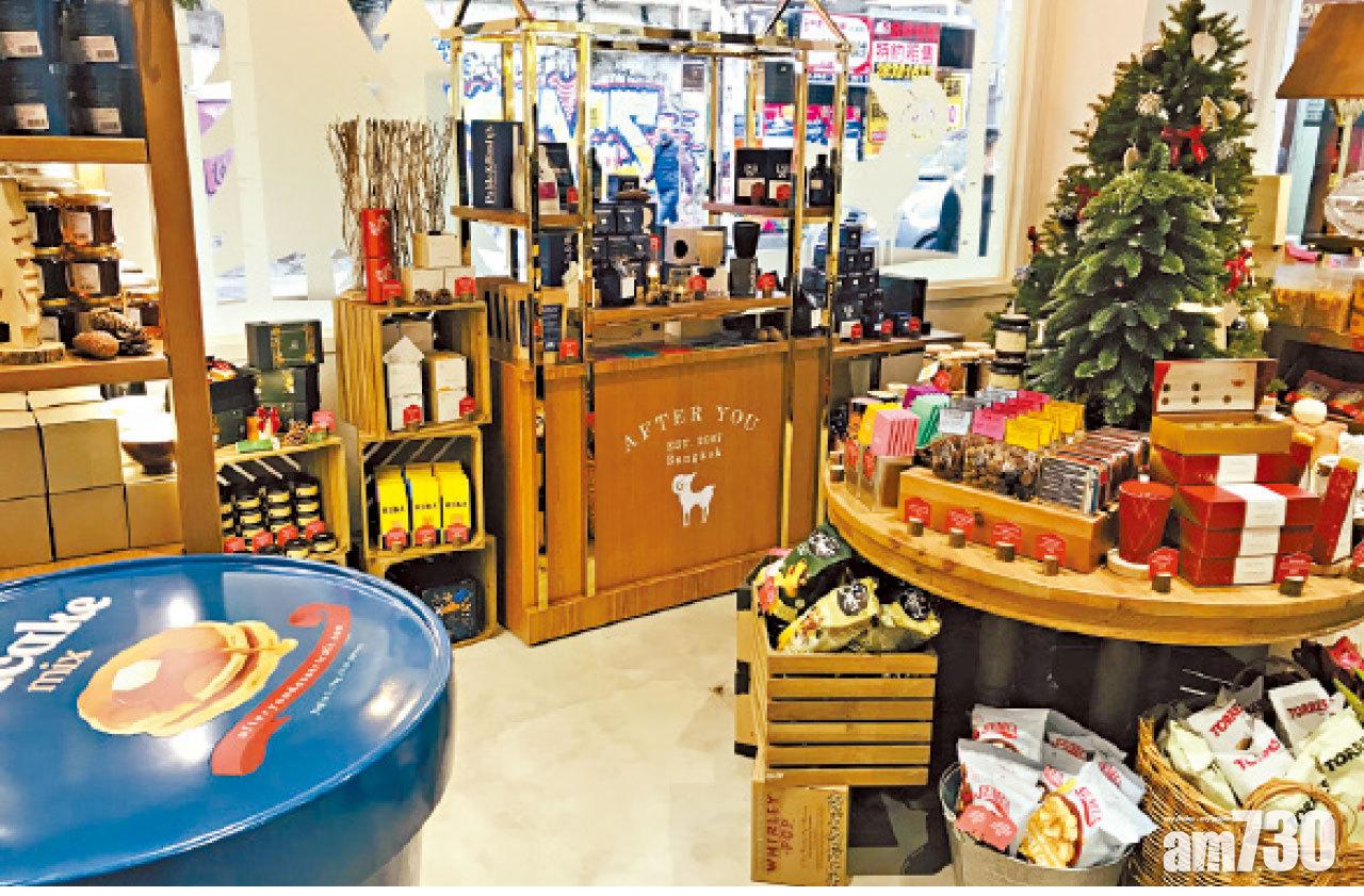 市集還有薯片、爆谷、朱古力及咖啡豆等發售,左下角的巨型Pancake mix杯最吸睛。