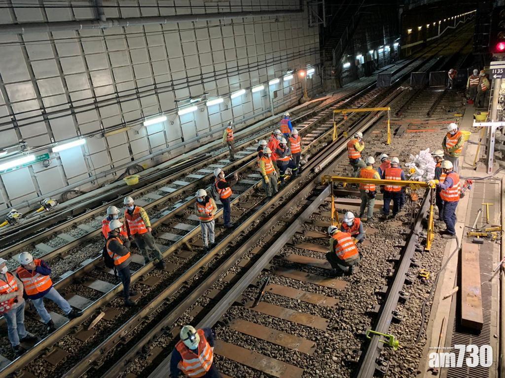 接駁軌道相關工作由凌晨起開始,目前大致按計劃推進。(港鐵提供)