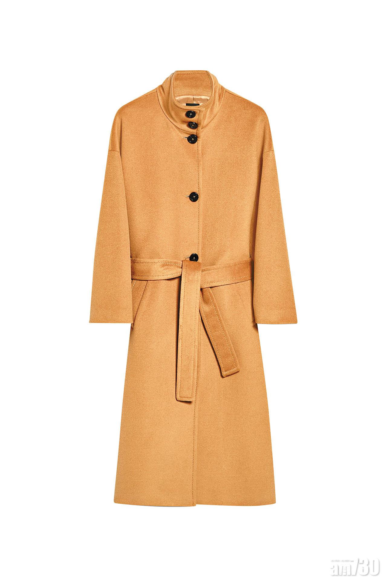駱駝色呢絨long coat $5,580(B)