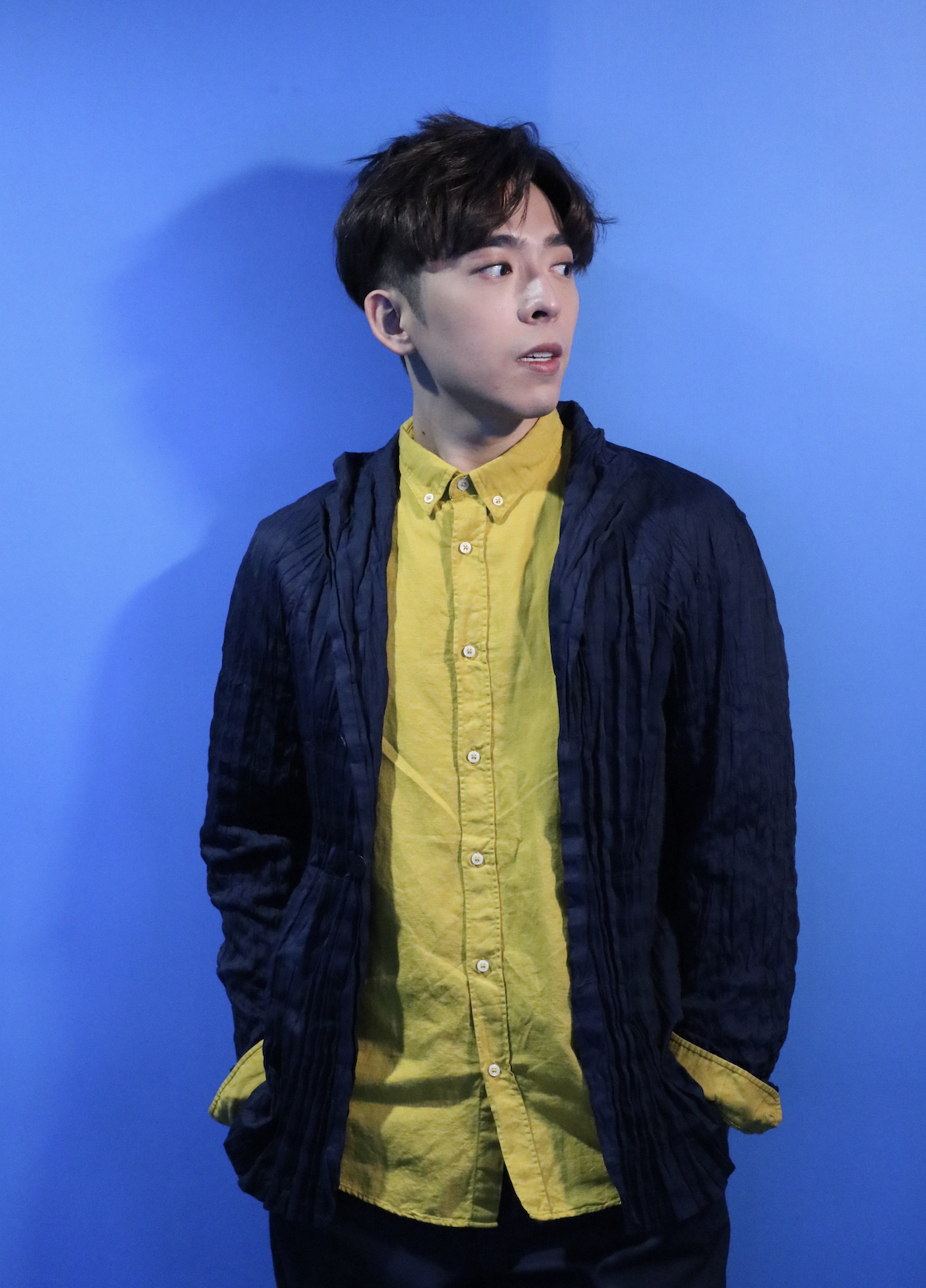 Edan的首支個人單曲《E先生連環不幸事件》,展現音樂才華。