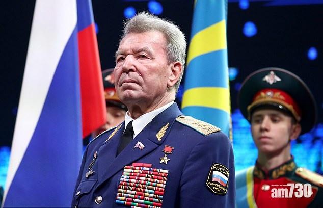 Nikolai Antoshkin率領100架直升機,向切爾諾貝爾爆炸核反應堆投擲5,000噸物料,阻止輻射外洩。(互聯網)