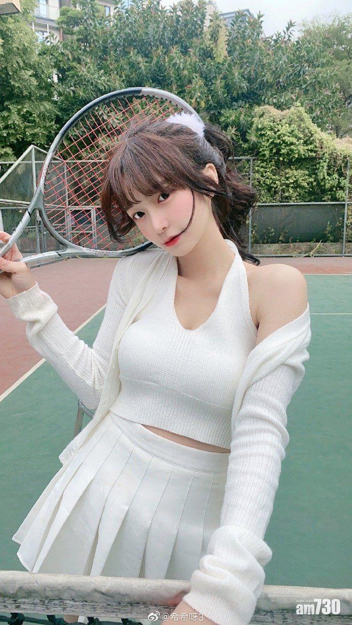 女直播主甜美可愛的照片吸引不少網民粉絲讚好。(微博圖片)