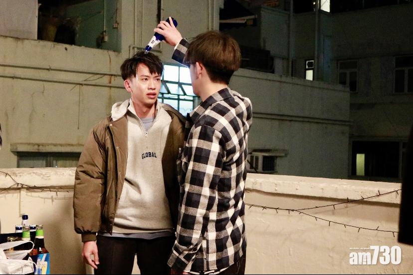 3位主角的連環錯愛,教網民看得心痛。